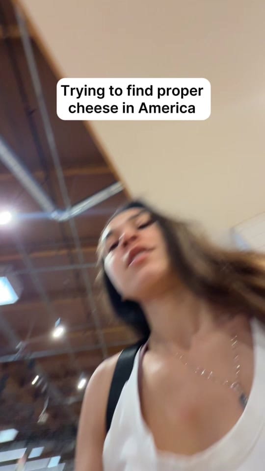 Post 7 by Tay & Alex 🇺🇸🏴󠁧󠁢󠁥󠁮󠁧󠁿 on TikTok (video)