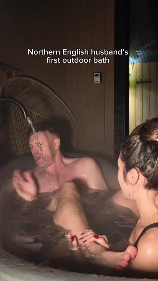 Post 8 by Tay & Alex 🇺🇸🏴󠁧󠁢󠁥󠁮󠁧󠁿 on TikTok (video)