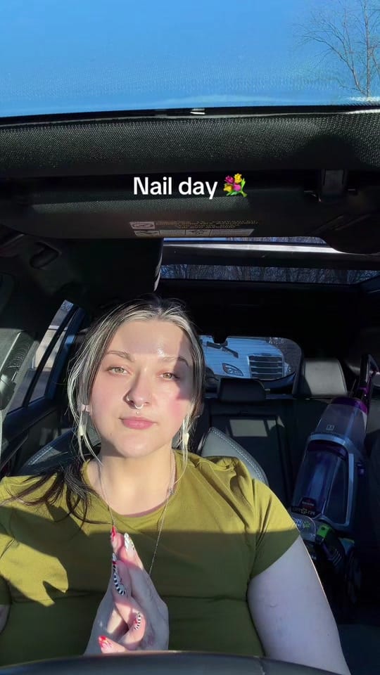 Post 3 by maddyfrommissouri on TikTok (video)