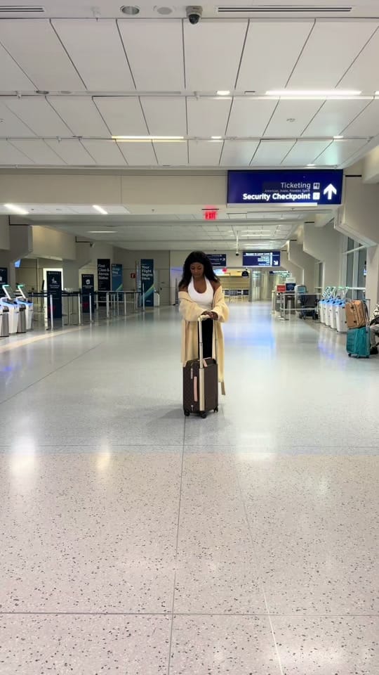 Post 1 by clariseike on TikTok (video)