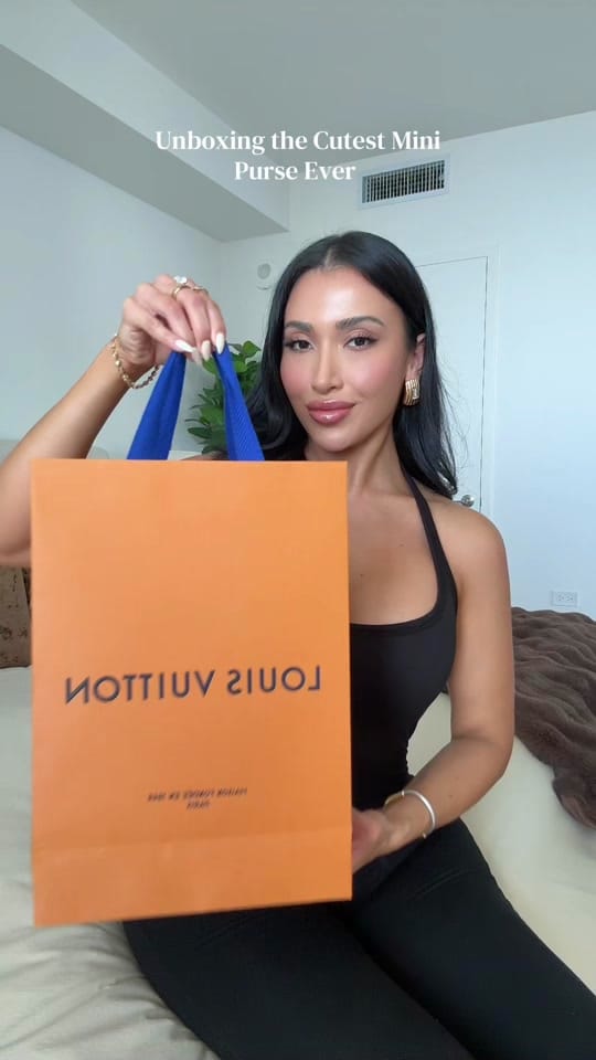 Post 2 by Alex bravo on TikTok (video)