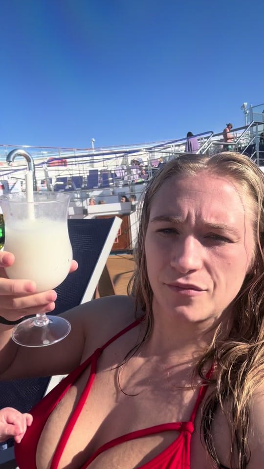 Post 9 by Codee Pires on TikTok (video)
