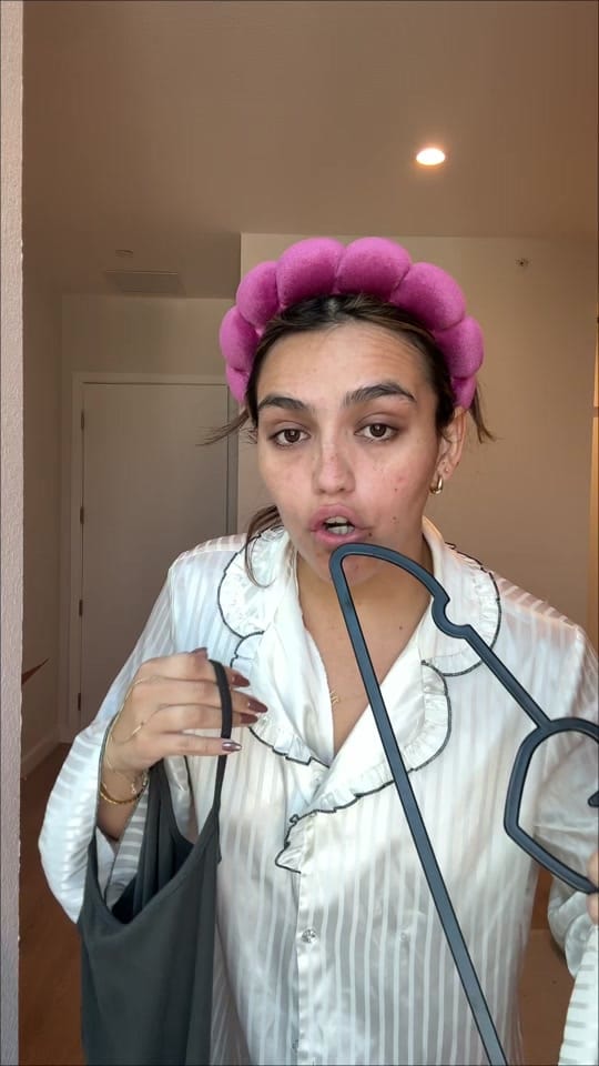 Post 5 by Nicole on TikTok (video)