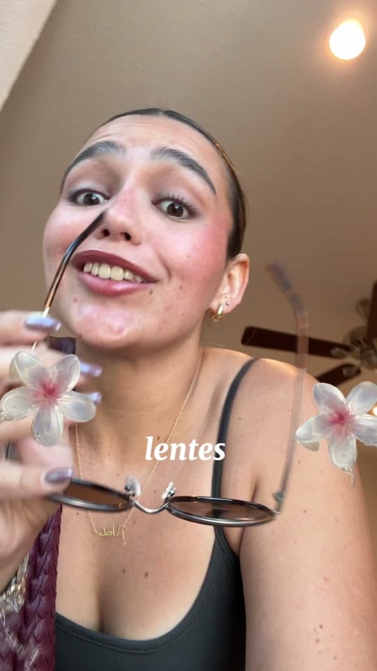 Post 1 by Nicole on TikTok (video)