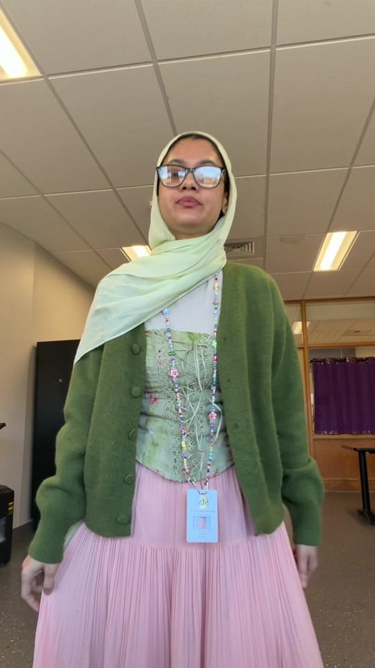 Post 1 by Marium emrul _makeup_skincare on TikTok (video)