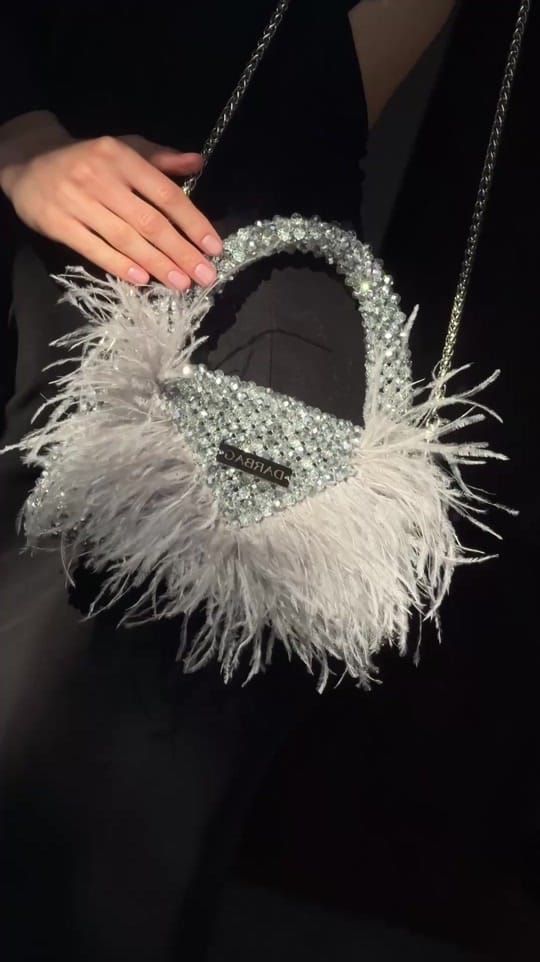Post 5 by Anna Banova on TikTok (video)