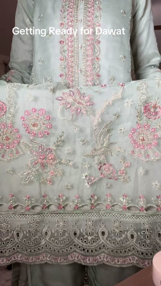 Post 6 by Marium emrul _makeup_skincare on TikTok (video)