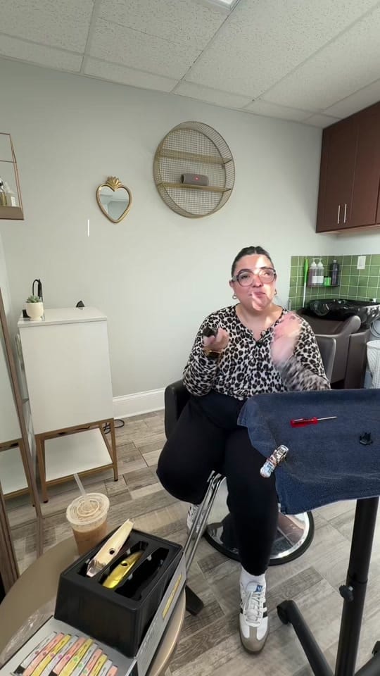 Post 4 by H I L D A on TikTok (video)