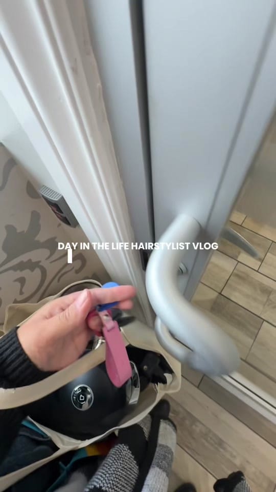 Post 7 by H I L D A on TikTok (video)