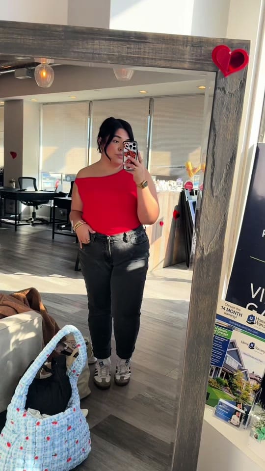 Post 6 by H I L D A on TikTok (video)