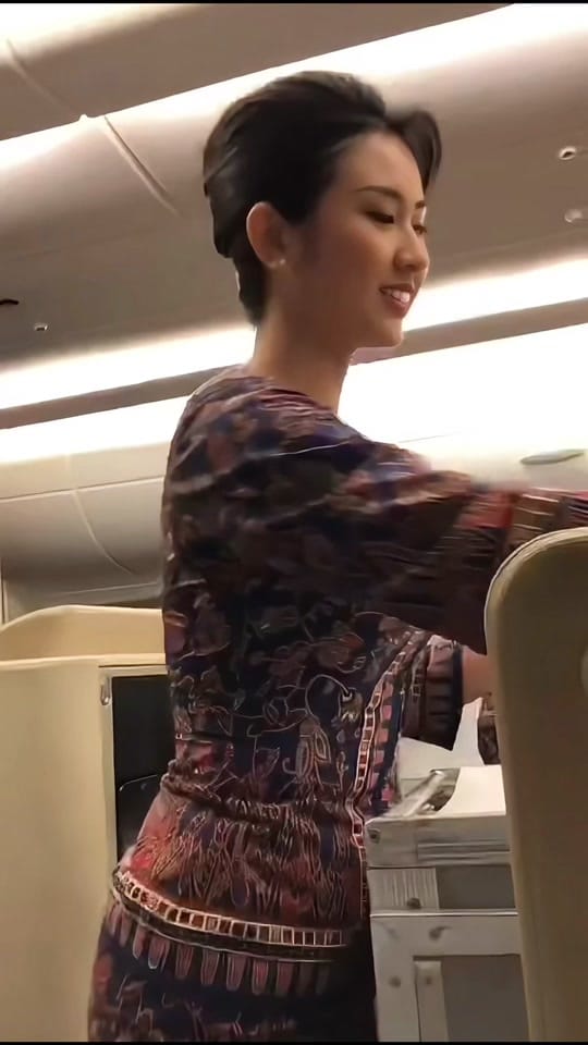 Post 9 by CL 🦋 on TikTok (video)