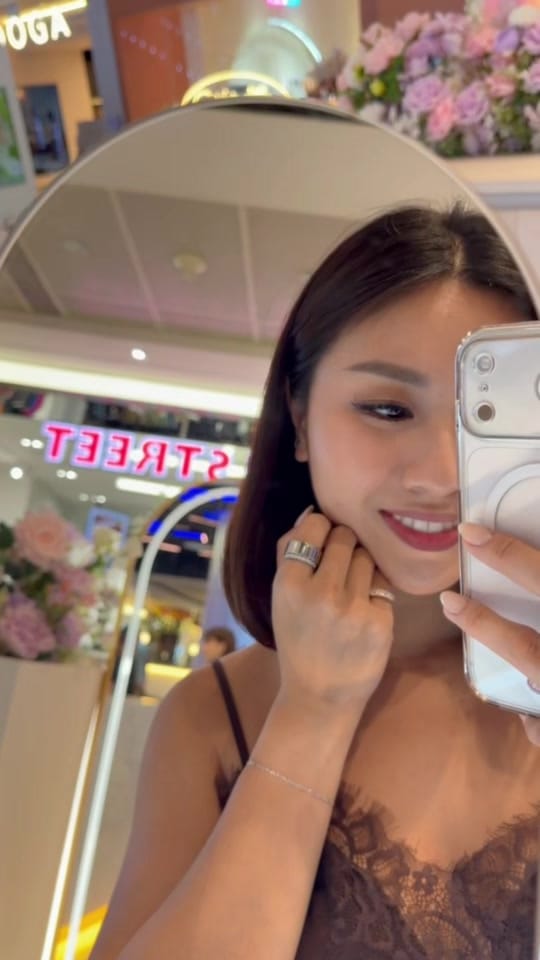 Post 1 by CL 🦋 on TikTok (video)