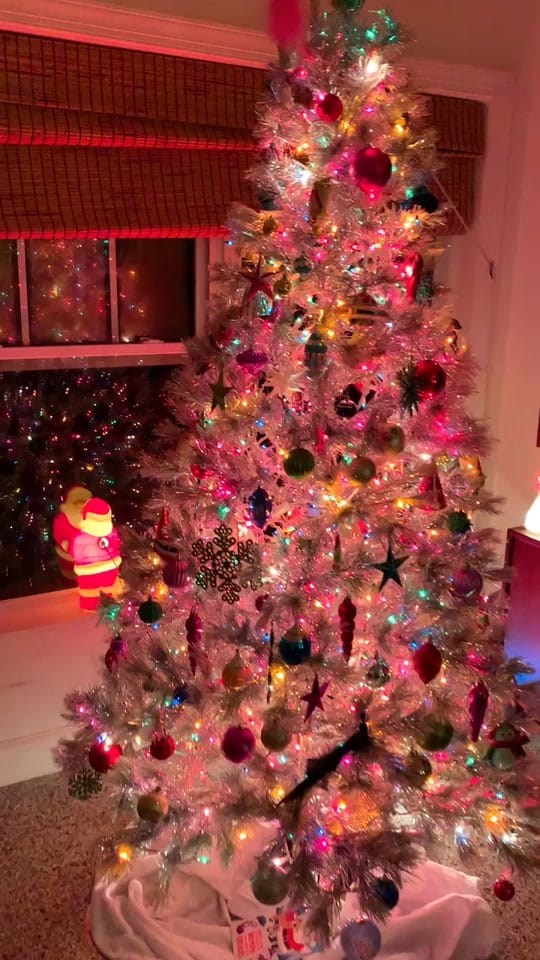 Post 4 by ReadySteadySarah on TikTok (video)