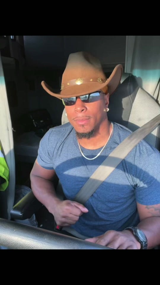 Post 10 by Kadeem318 on TikTok (video)