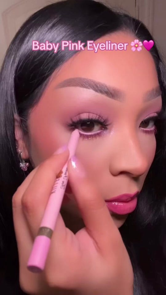 Post 10 by vemakeup713 on TikTok (video)