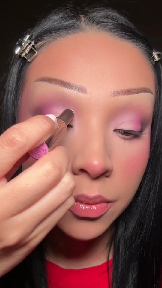 Post 7 by vemakeup713 on TikTok (video)