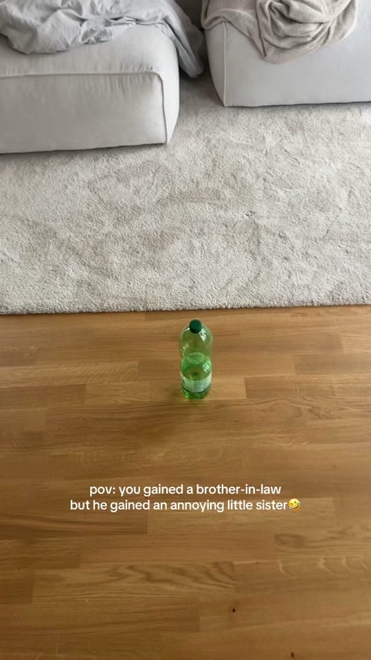 Post 4 by Sophh on TikTok (video)