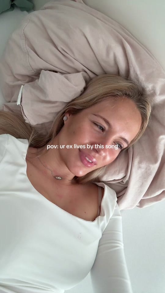 Post 2 by Sophh on TikTok (video)