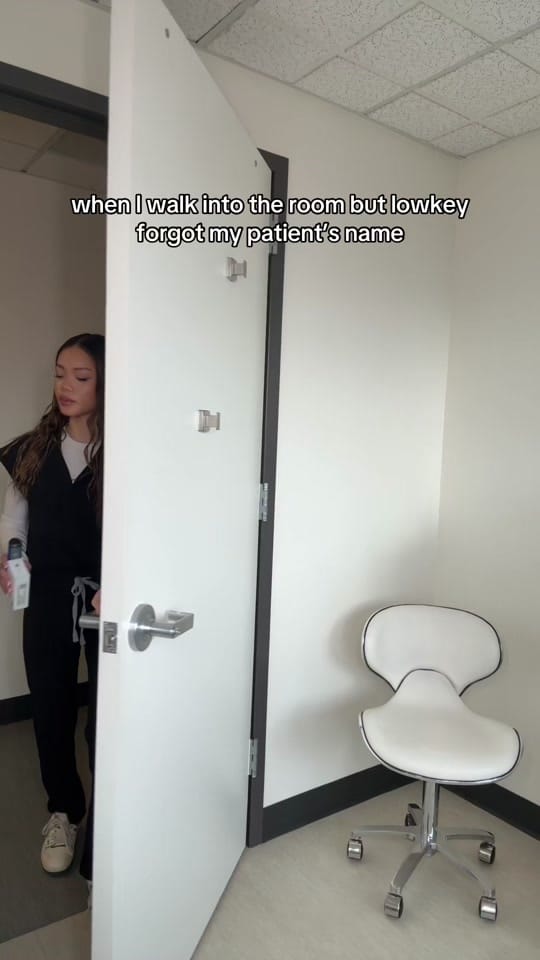 Post 3 by Venus Nova on TikTok (video)