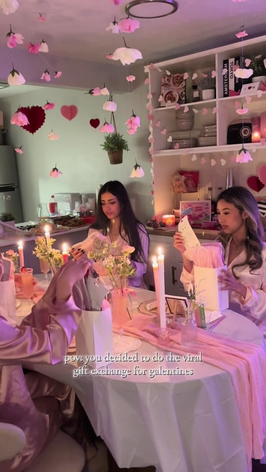 Post 8 by Venus Nova on TikTok (video)