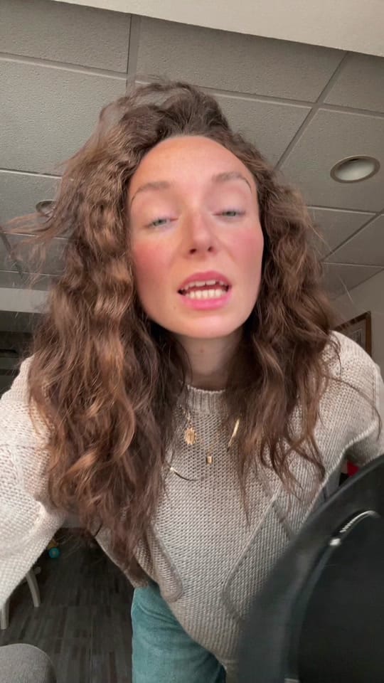 Post 3 by Ellie Blackman on TikTok (video)