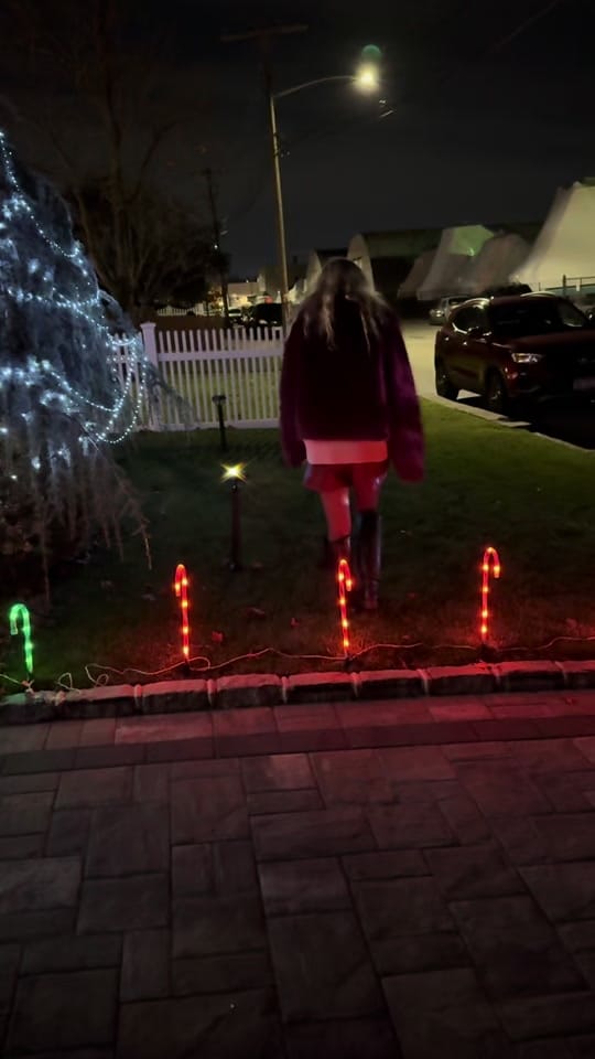 Post 3 by chloecollabs on TikTok (video)