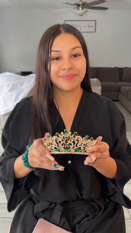 Post 10 by Ashxmakeup on TikTok (video)