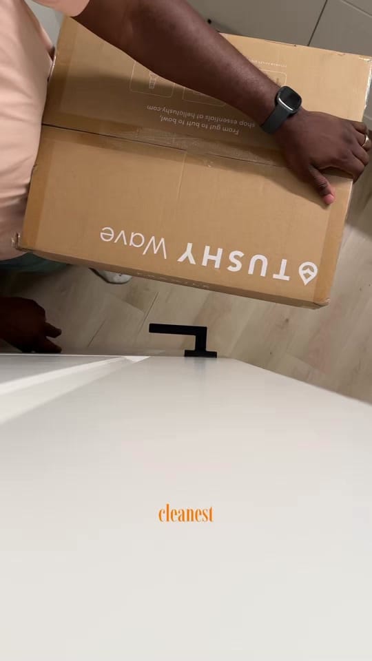 Post 1 by Tobi on TikTok (video)