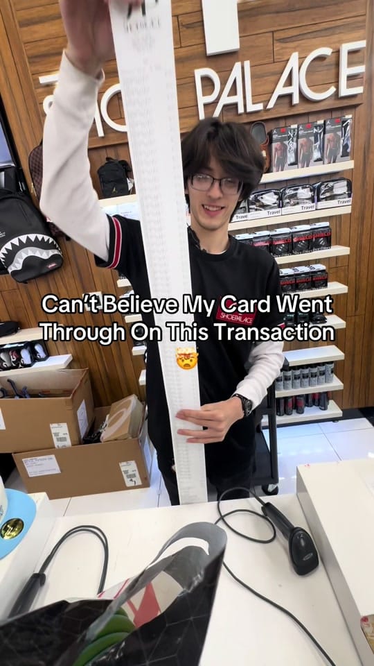 Post 10 by Sole Resell on TikTok (video)