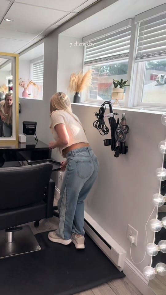 Post 10 by SARI | RI HAIRSTYLIST | on TikTok (video)
