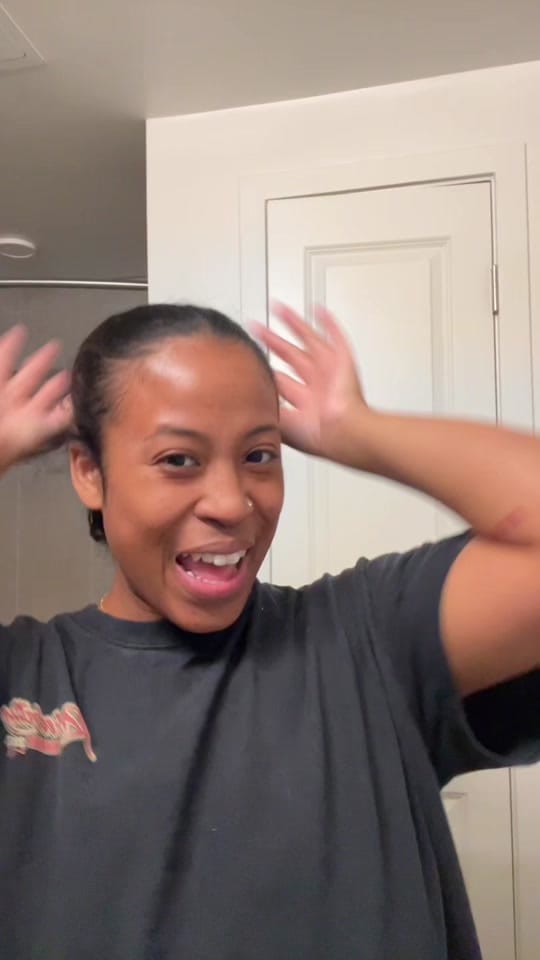 Post 1 by Isis on TikTok (video)