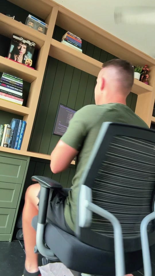Post 2 by Chase Hunt on TikTok (video)