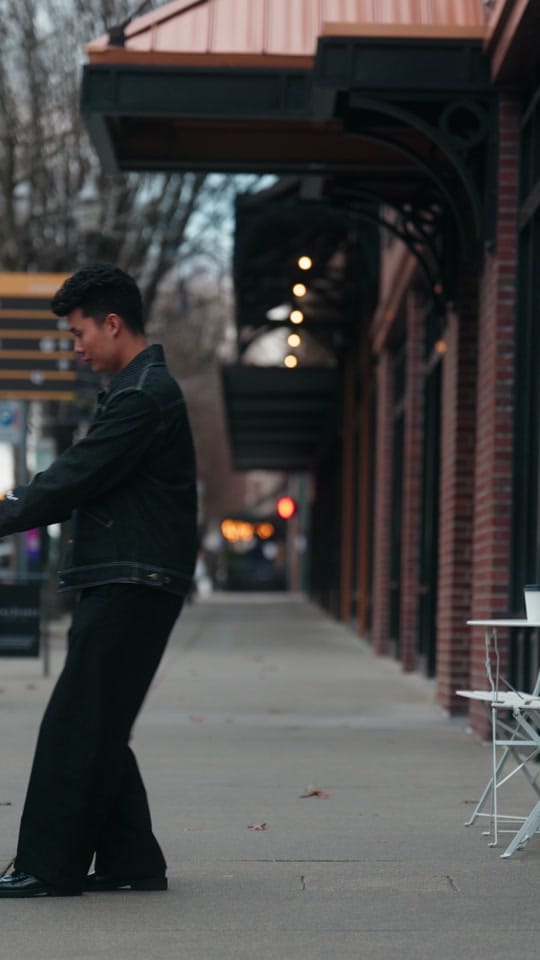 Post 2 by Edward Lee on TikTok (video)