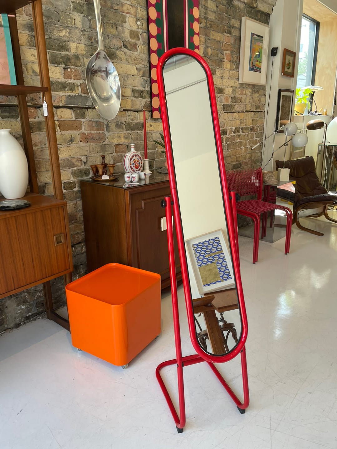 Post 9 by Moonshopvintage on TikTok (video)
