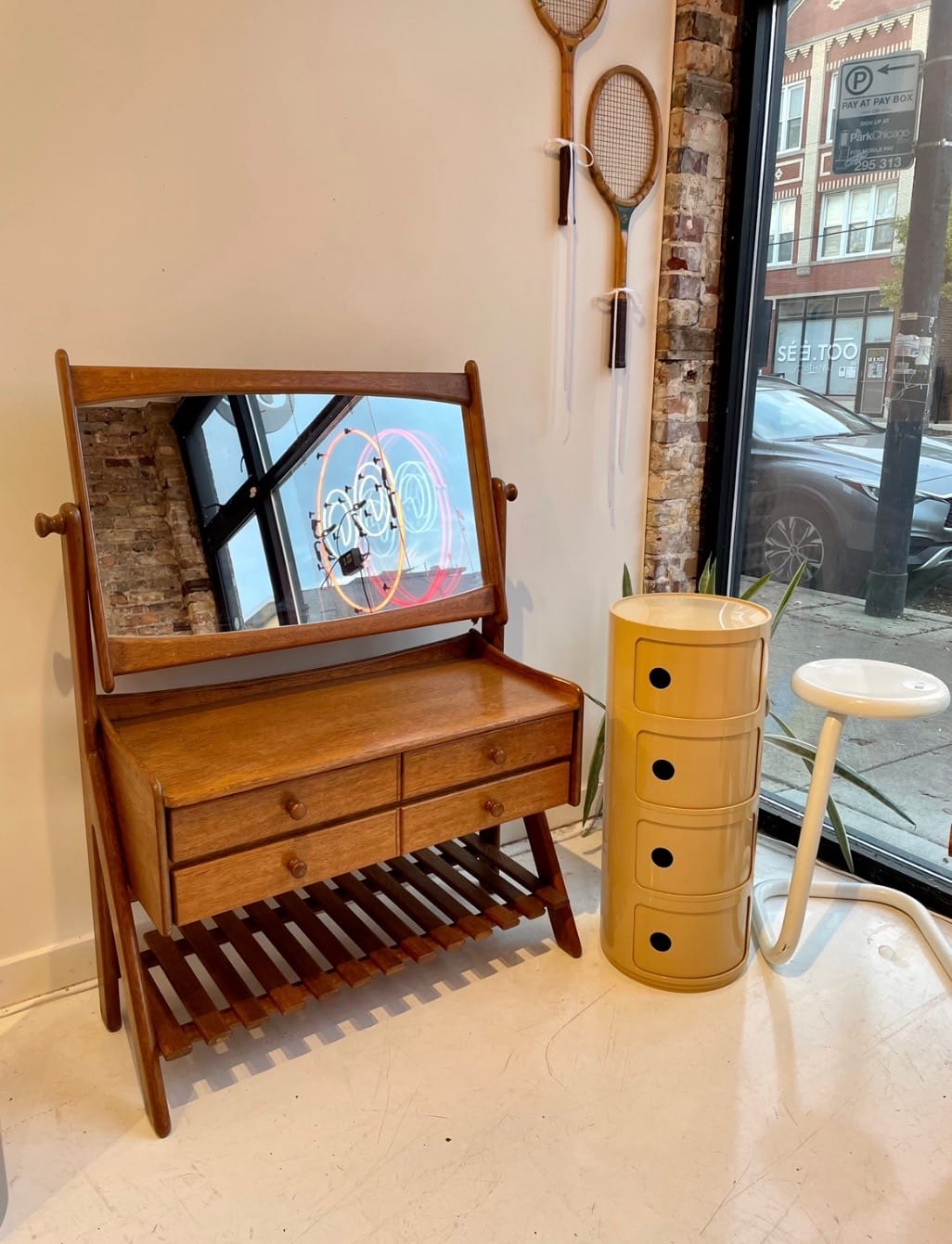Post 5 by Moonshopvintage on TikTok (video)