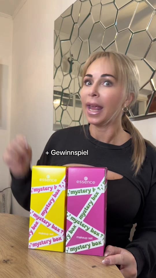 Post 2 by ✨SuSa✨ on TikTok (video)