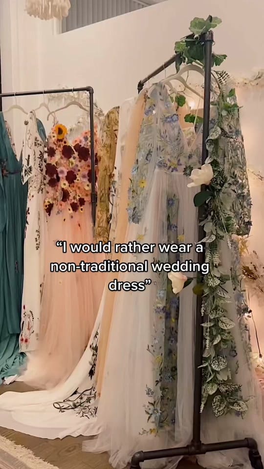 Post 9 by floraandlane on TikTok (video)