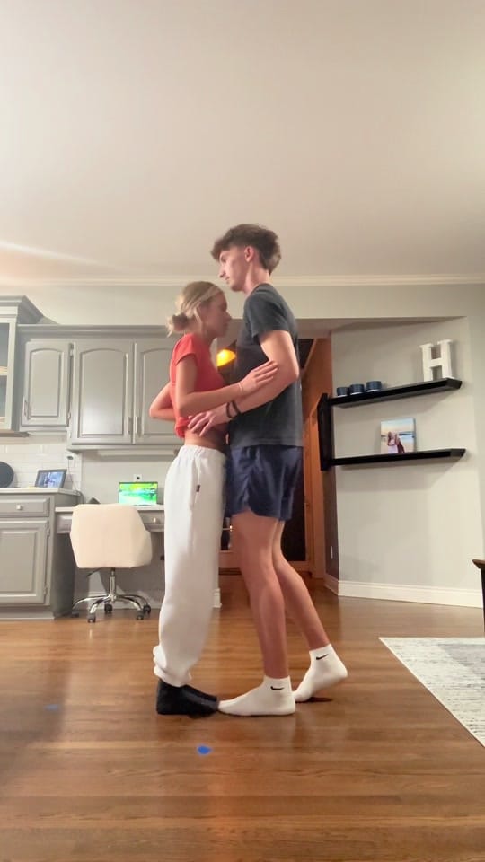 Post 4 by bell on TikTok (video)