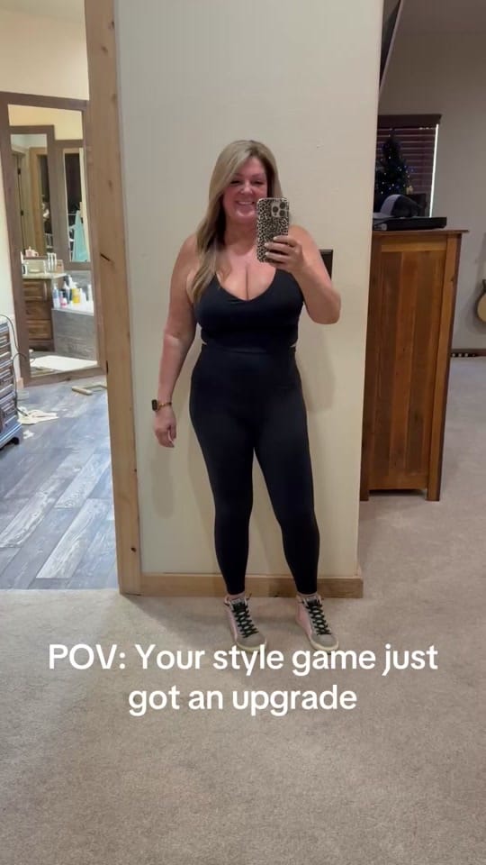 Post 3 by Darlee on TikTok (video)