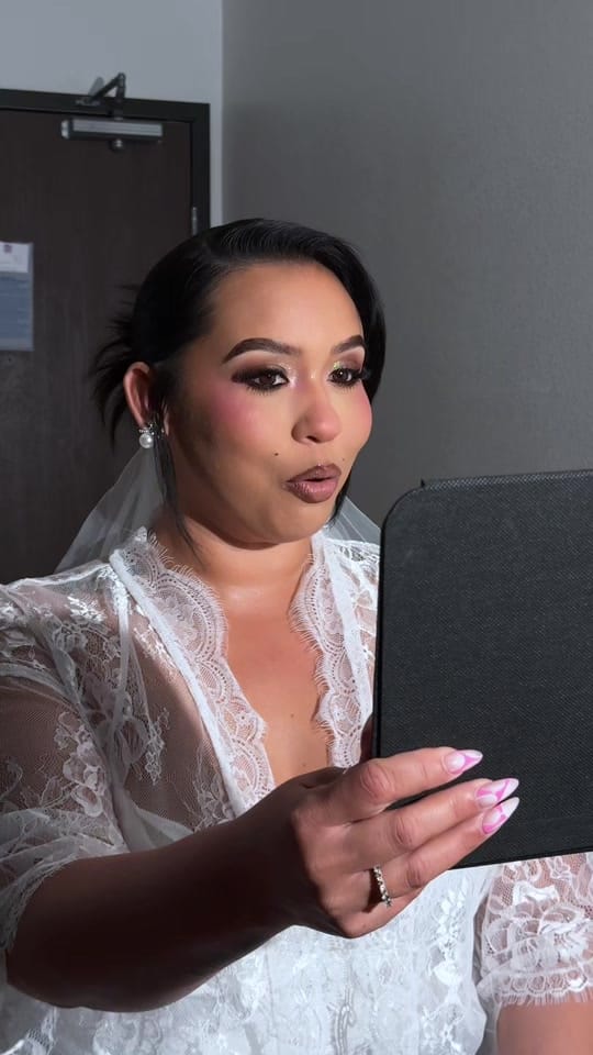 Post 1 by Rella_glamup (MUA🇺🇸 Utah) on TikTok (video)