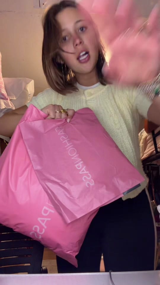 Post 1 by Lauren’s hauls 🛍💝 on TikTok (video)