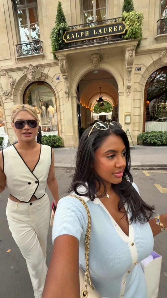 Post 9 by Anastatia Elaine on TikTok (video)