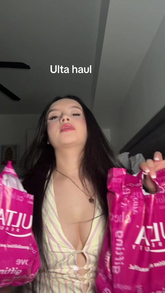 Post 4 by Abilia Sandoval on TikTok (video)