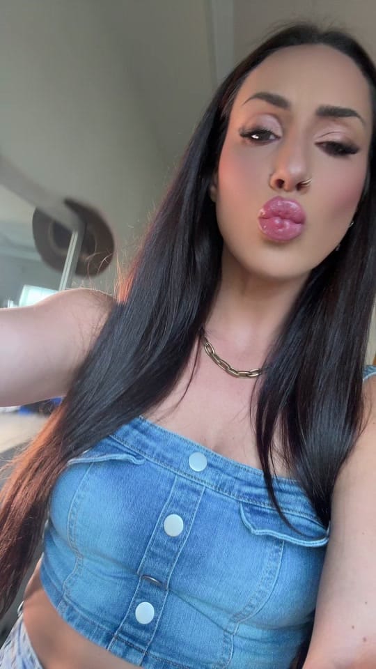 Post 4 by Allison Huppert on TikTok (video)