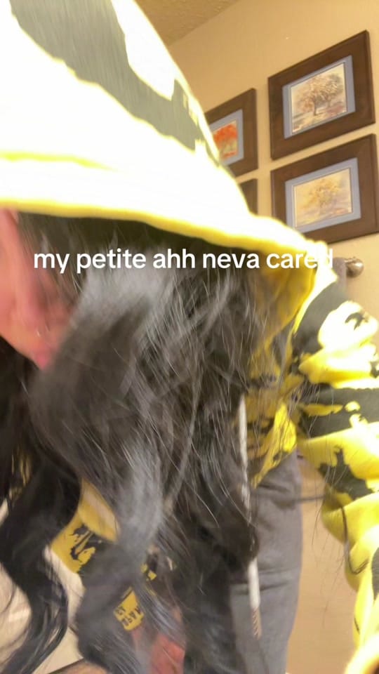 Post 3 by Lee Brat💕 on TikTok (video)