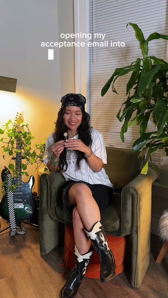 Post 2 by V I C K 🪡 FASHION GWORL on TikTok (video)