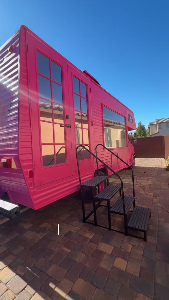 Post 10 by Chantal Boutique on TikTok (video)