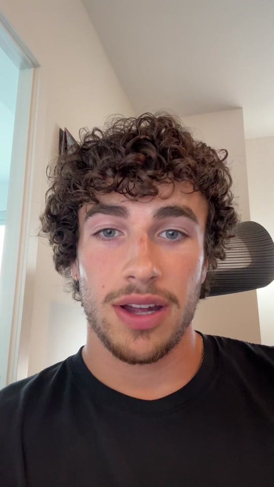 Post 9 by Elan Bibas on TikTok (video)