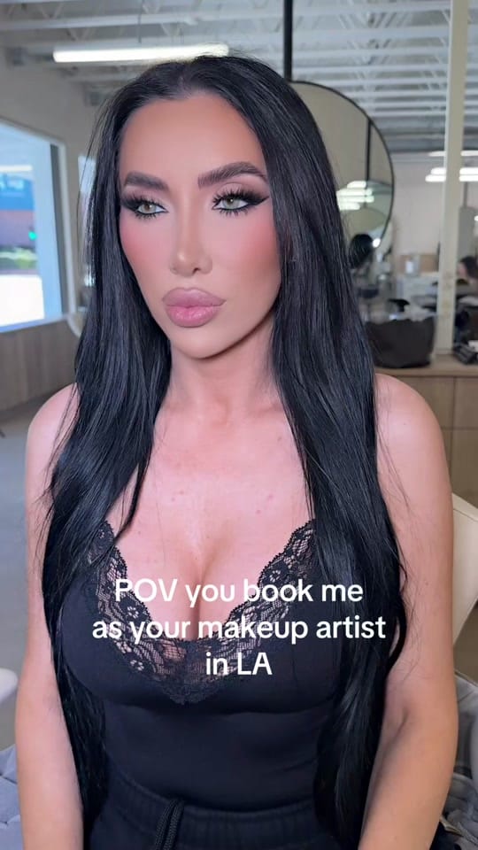 Post 1 by @mua_nina on TikTok (video)