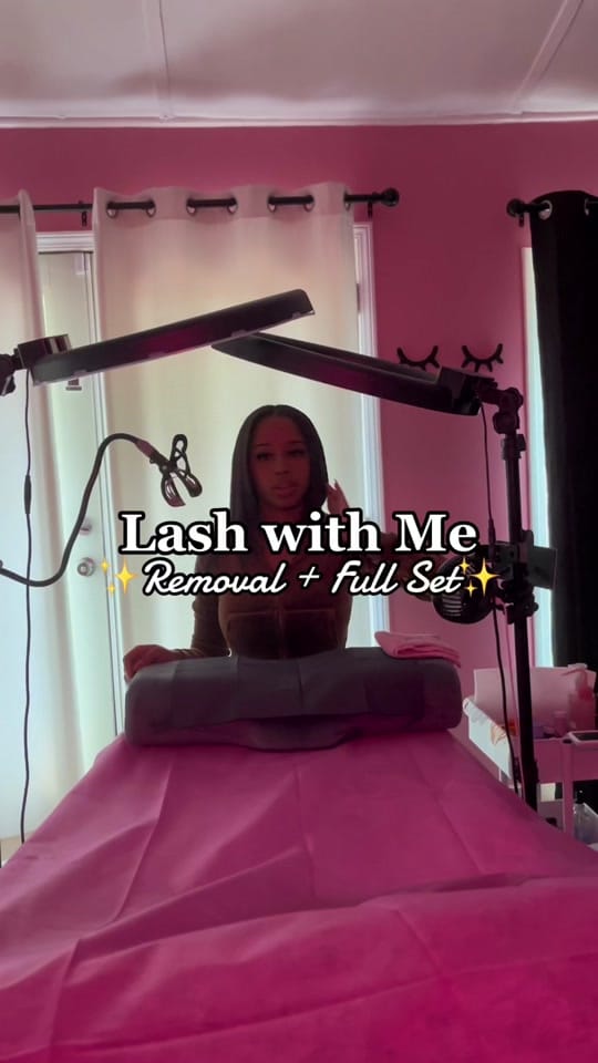 Post 9 by Taylor | Gallery Lashes on TikTok (video)